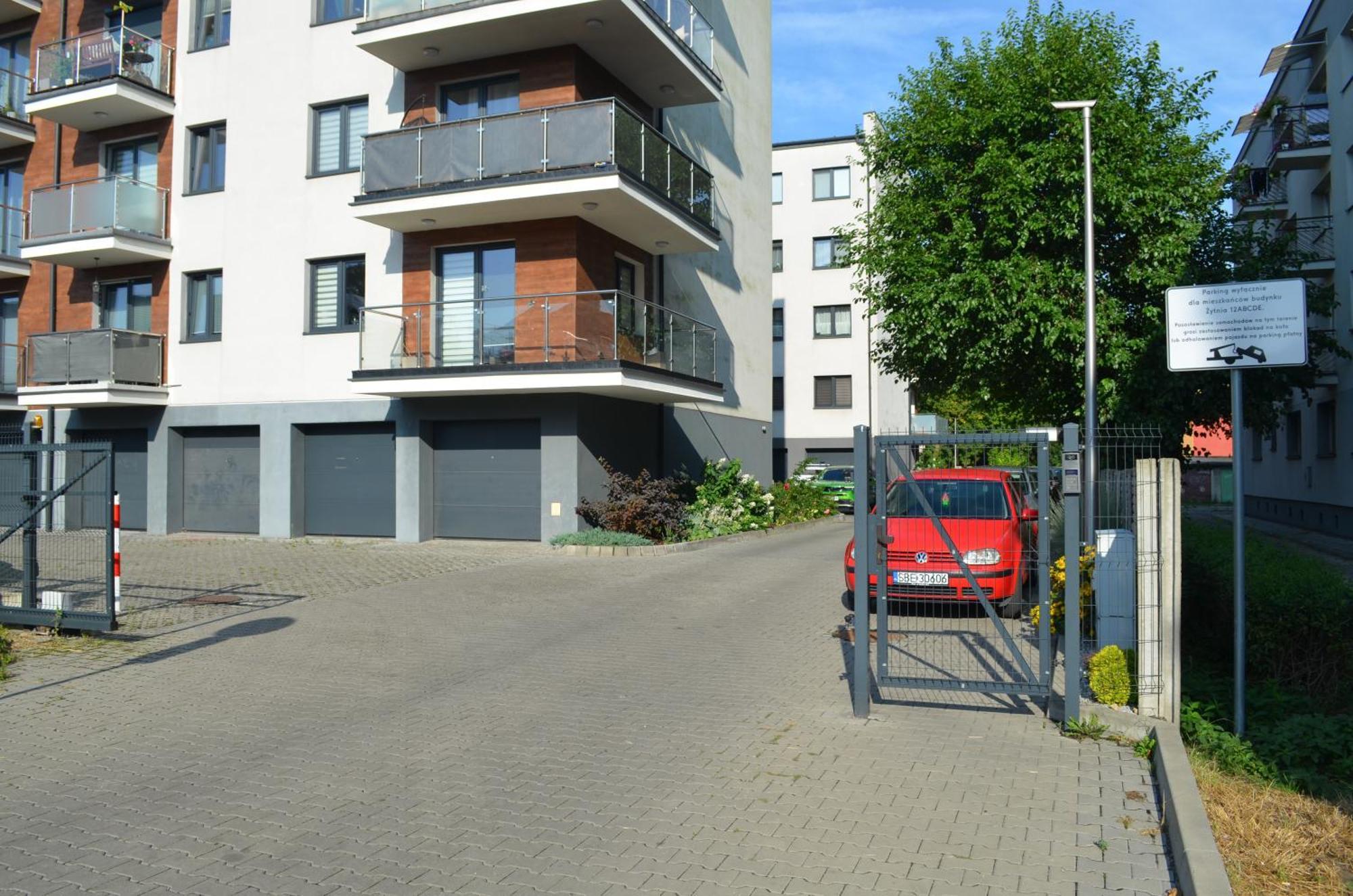 Apartment Sosnowiec City - Free Parking - Easy Check-In المظهر الخارجي الصورة